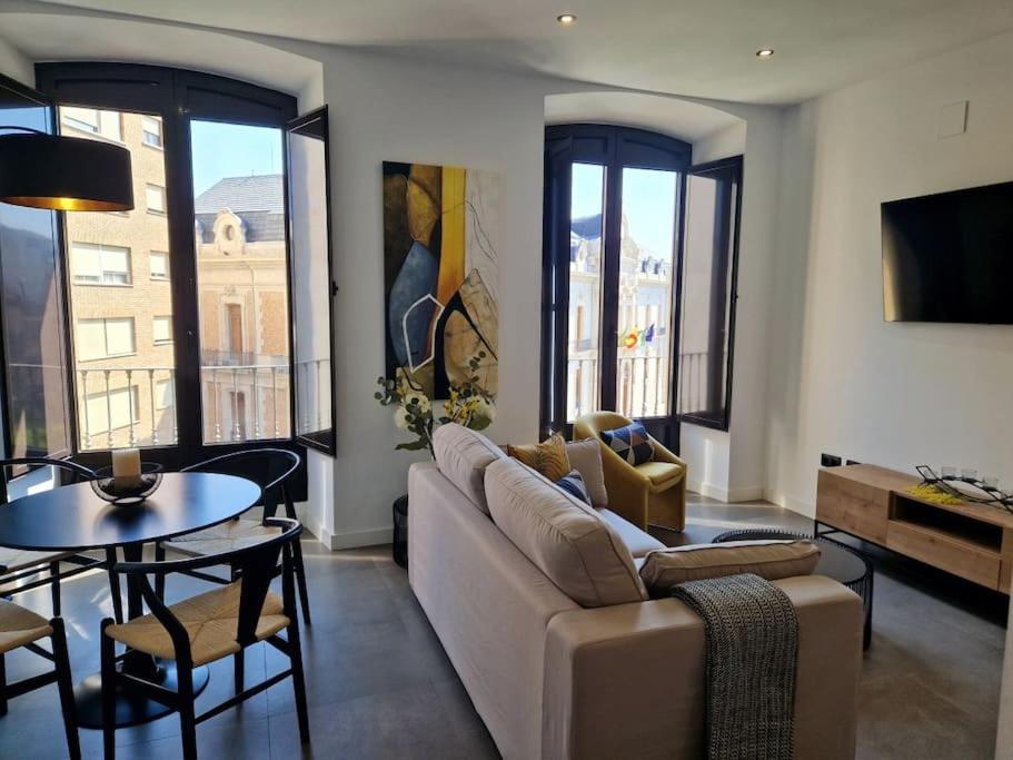 Duplex De Diseno Jaen Centro-Catedral Apartment Exterior photo